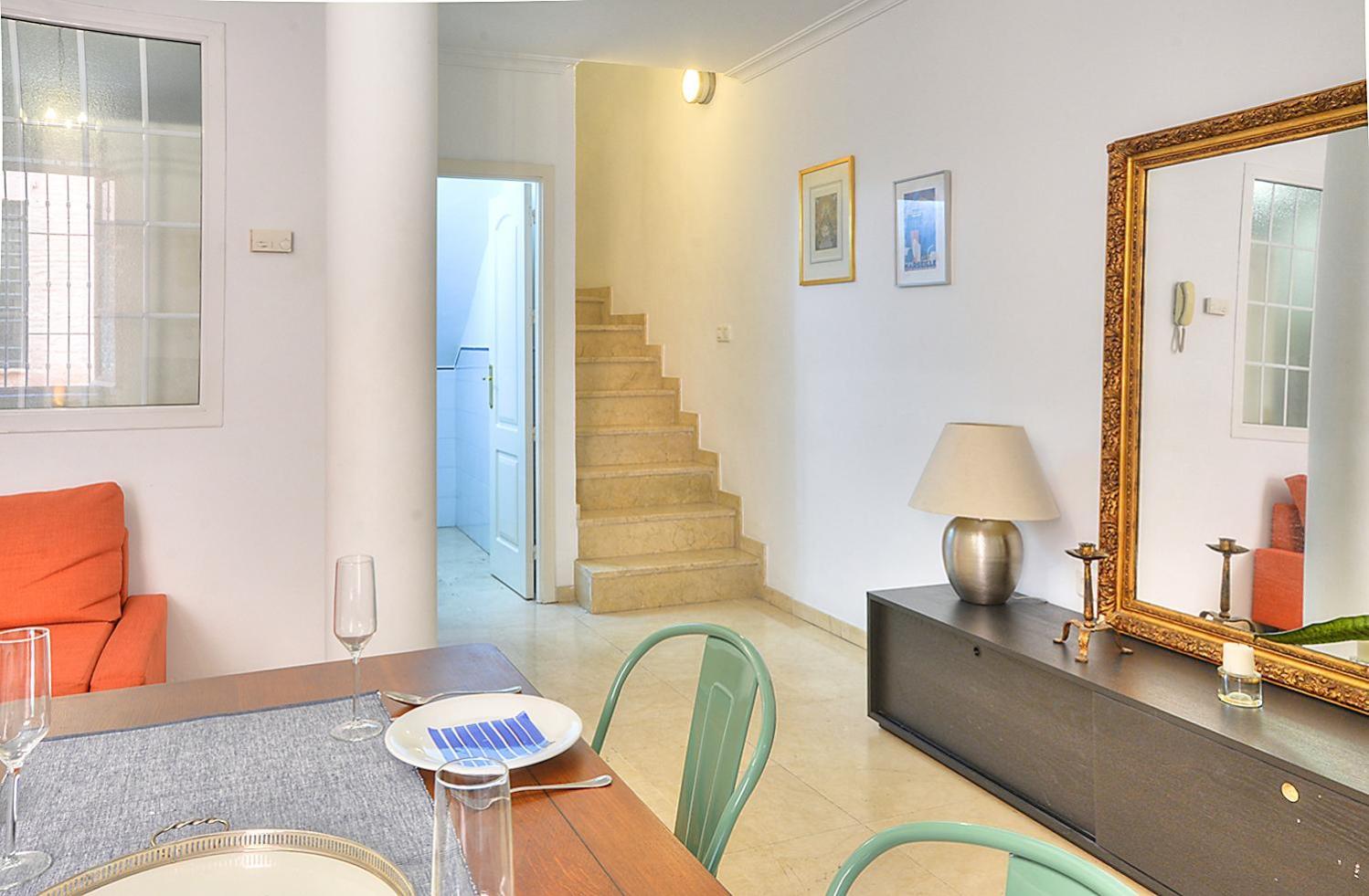 Апартаменты Duplex In Historic Center Севилья Экстерьер фото